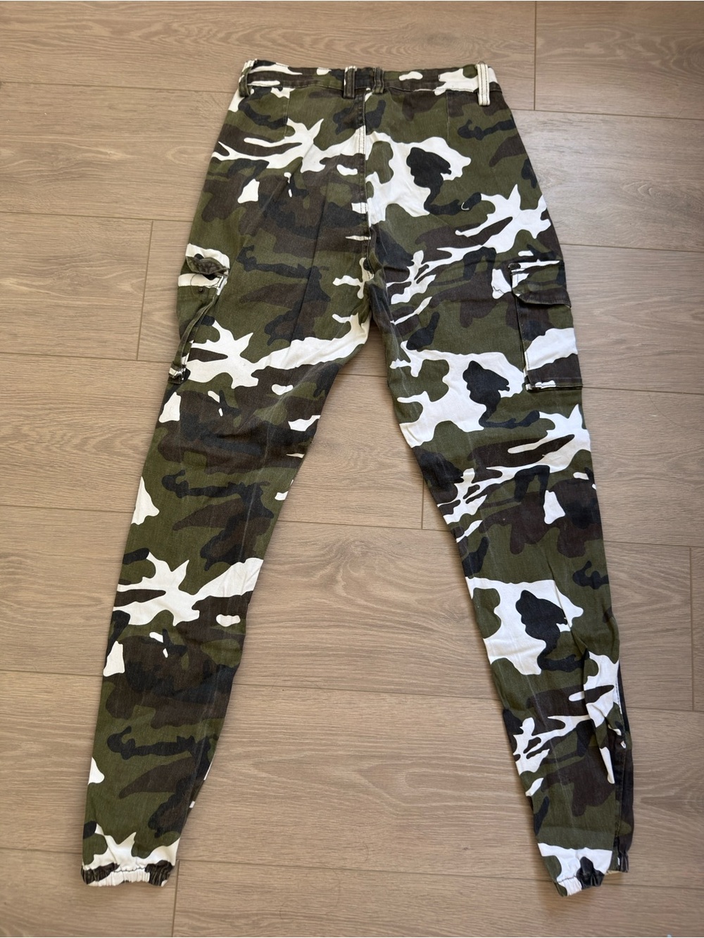 American Bazi Women's Camo Cargo Joggers - Olive, White & Black - Picture 3 of 3